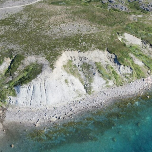 Greenlandic Rock Flour on the shore