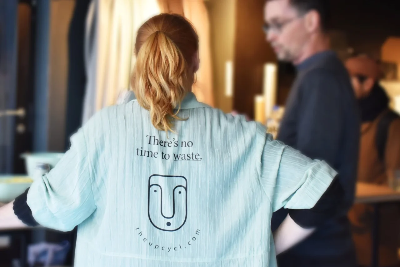 Knowledge Bridge Industry symbiosis Industrial resource symbiosis Environmental improvements Waste Greenhouse Gas Protocol Product Life Cycle Guideline (GHGP PLC), ISO 14040-44-serien og Product Environmental Footprint (PEF)-methods